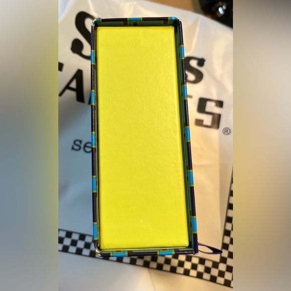 NEW Tory Burch Kira Pearl Stud Earrings Blue OS - Picture 9 of 12